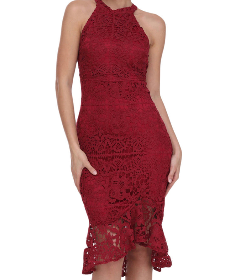 Lovely Knee Length Long Dress With Halter Neck and Graceful Vintage De MizNaturalist Collection Lovely Knee Length Long Dress With Halter Neck and Graceful Vintage De MizNaturalist Collection