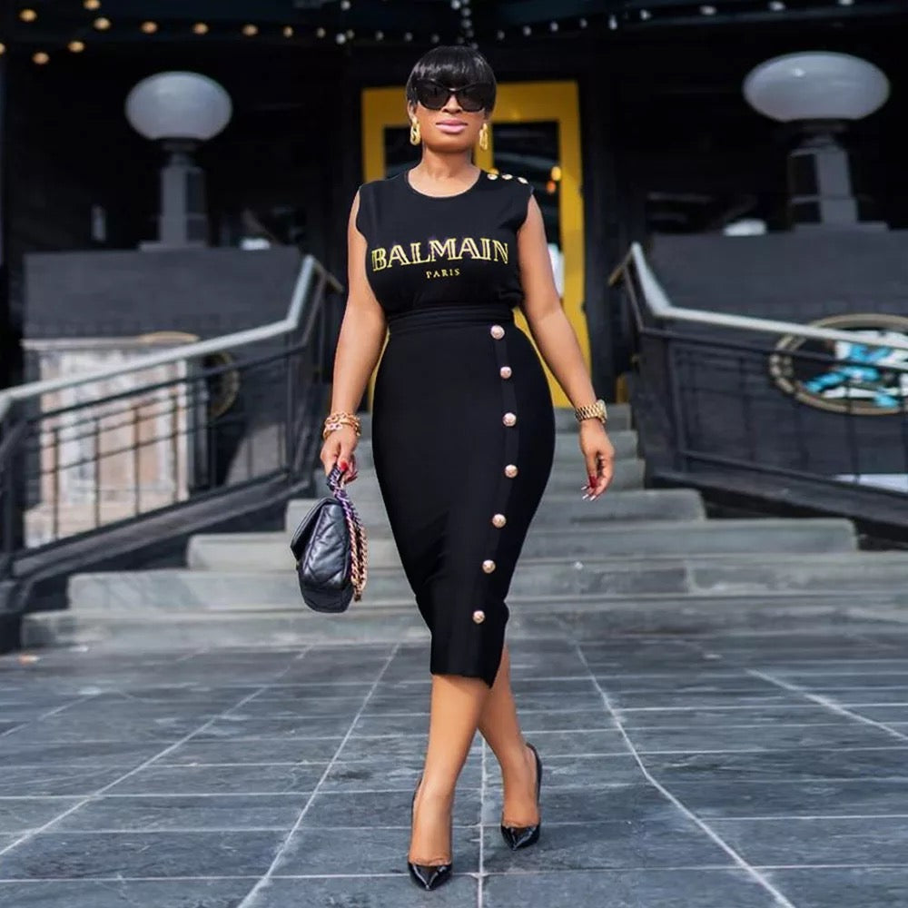 Boss Lady Bodycon Fitted Dress Curved Neckline Pencil Dress with Vintage Design